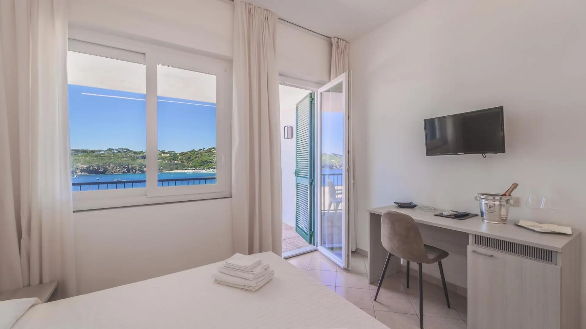 Hotel Dino Capoliveri